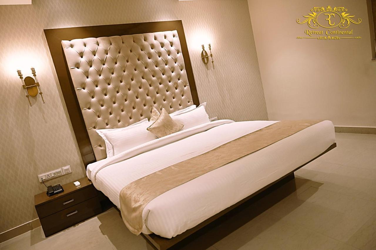 Retreat Continental Ranchi Extérieur photo